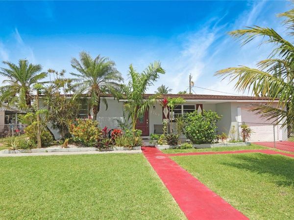 1762 NW 8th Ave , Homestead, FL 33030