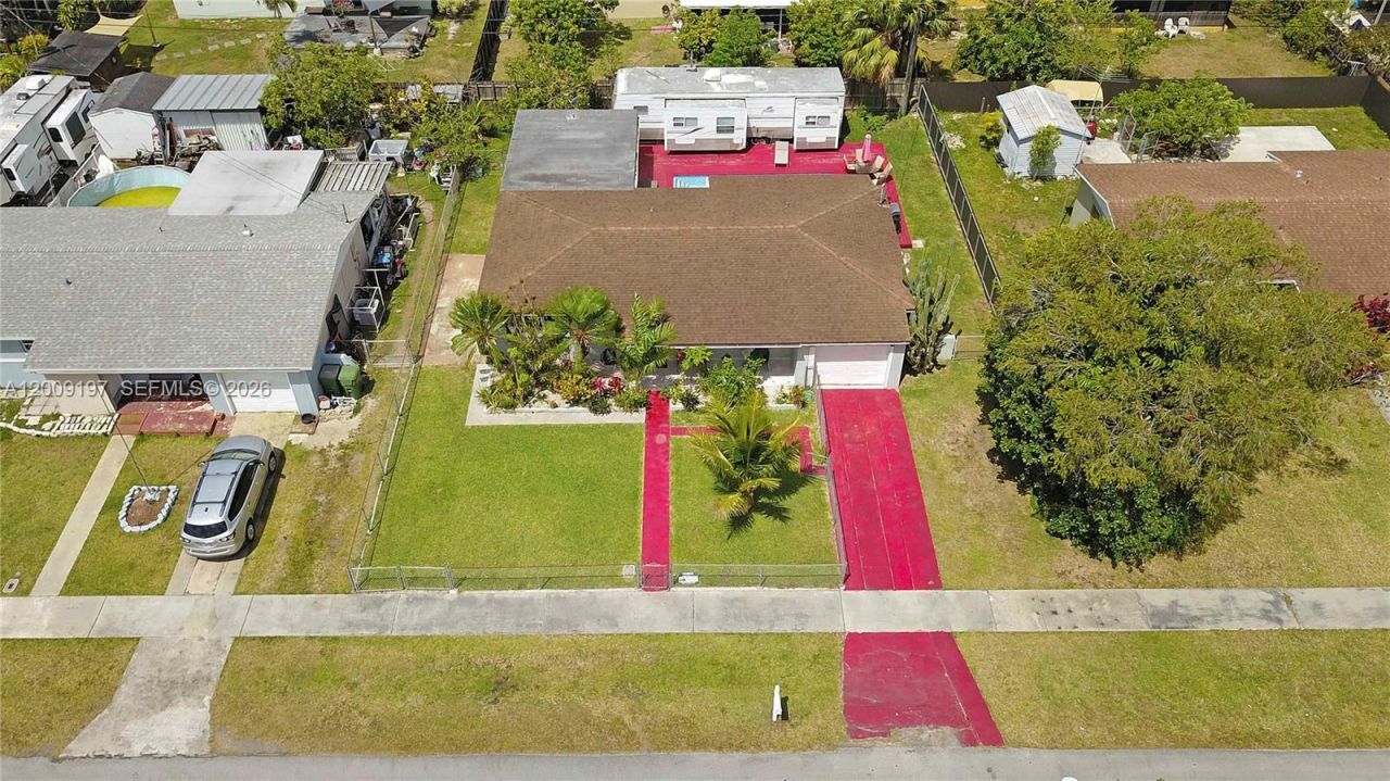1762 NW 8th Ave , Homestead, FL 33030 Photo