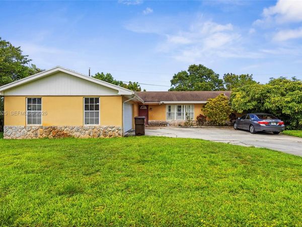 1831 Hiltonia Cir , West Palm Beach, FL 33407