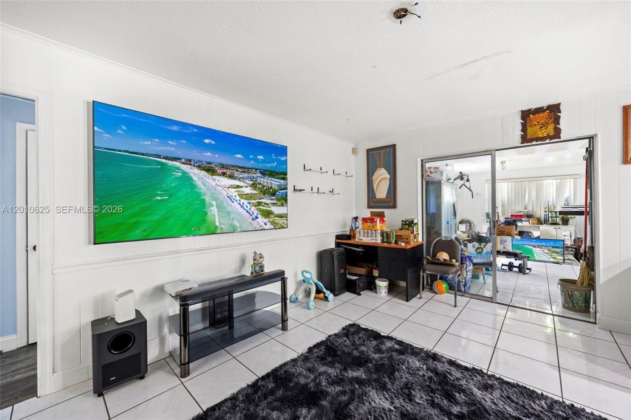 1831 Hiltonia Cir , West Palm Beach, FL 33407 Photo