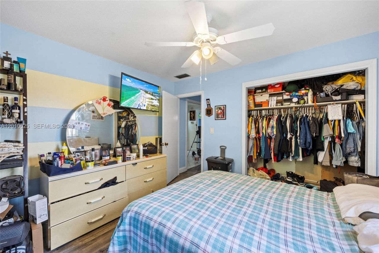 1831 Hiltonia Cir , West Palm Beach, FL 33407 Photo
