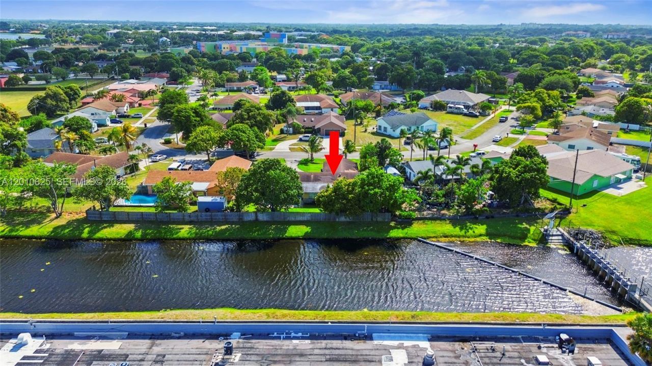 1831 Hiltonia Cir , West Palm Beach, FL 33407 Photo