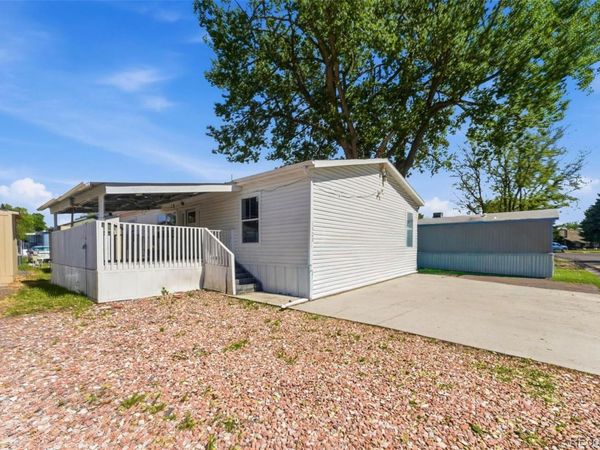 1828 Pitkin Street, Aurora, CO 80011