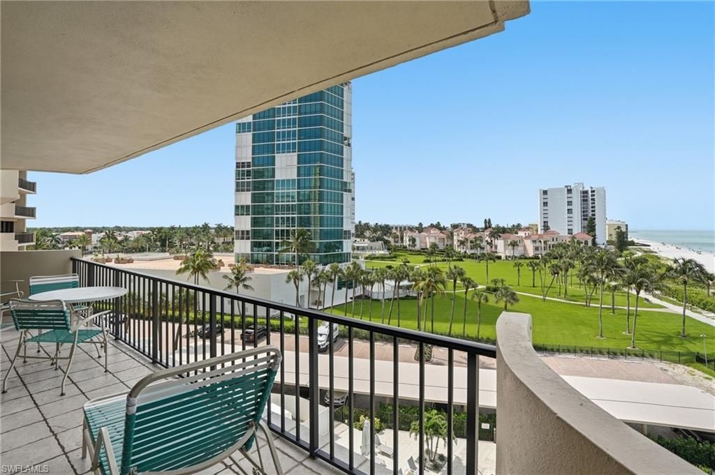 4001 Gulf Shore Blvd N, Unit 507, Naples, FL 34103 Photo