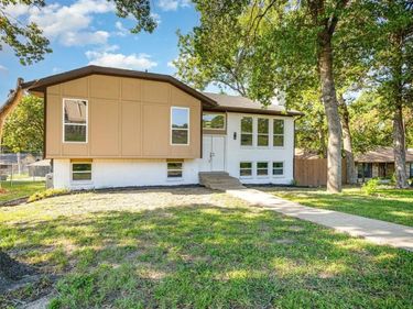 707 W Red Bird Lane, Dallas, TX 75232