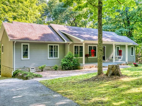 100 Hart Lane , Belton, KY 42324