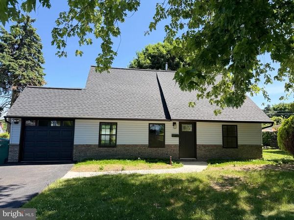 44 TINSEL ROAD, LEVITTOWN, PA 19056
