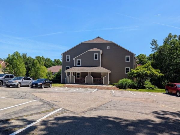 182 Heritage Dr, Unit 182, Northbridge, MA 01534