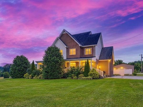 146 Hopson Road, Johnson City, TN 37601