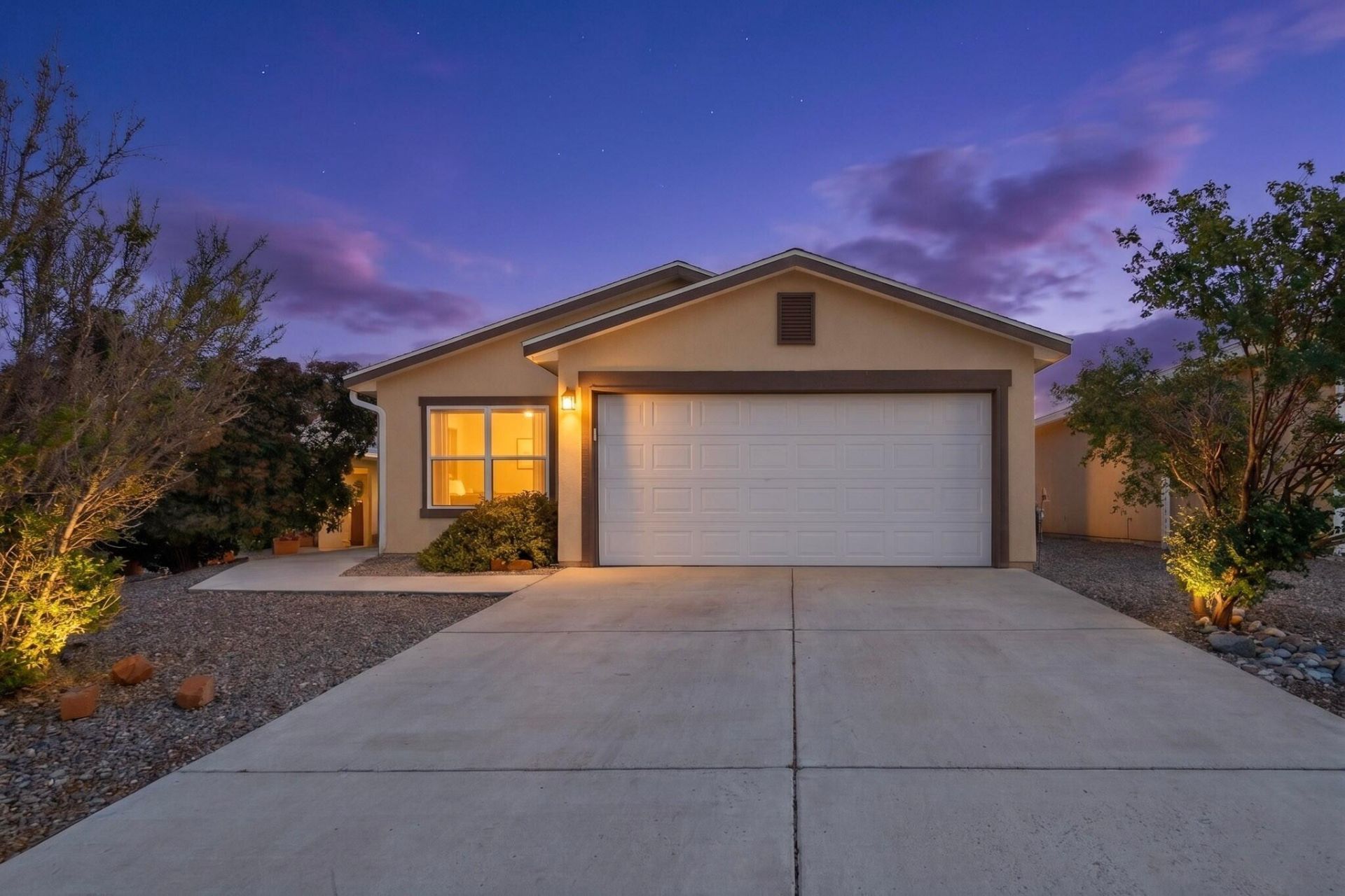 3748 Rancher Loop Ne, Rio Rancho, NM 87144 Main Photo