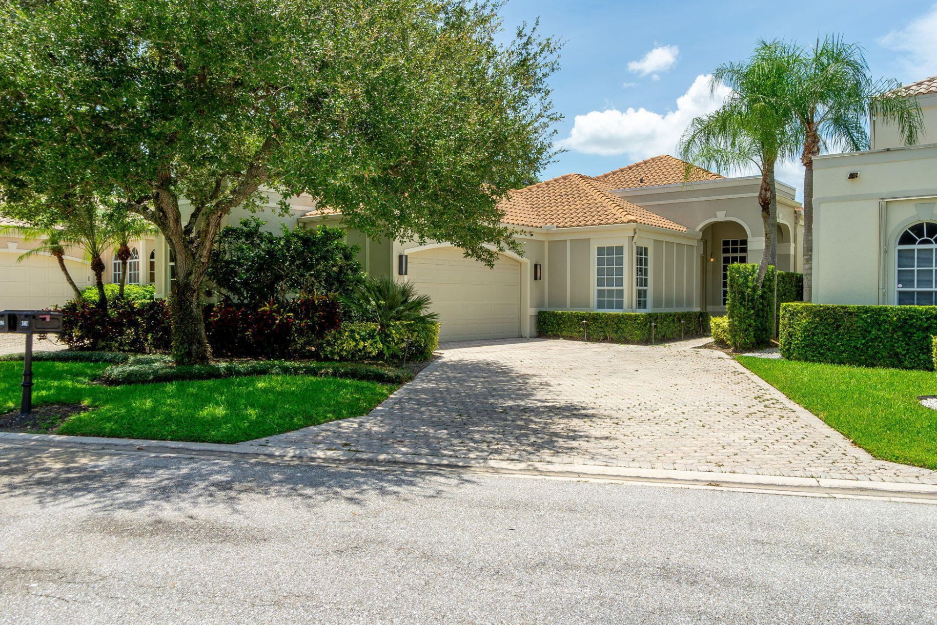 2402 Players Court, Wellington, FL 33414 Photo