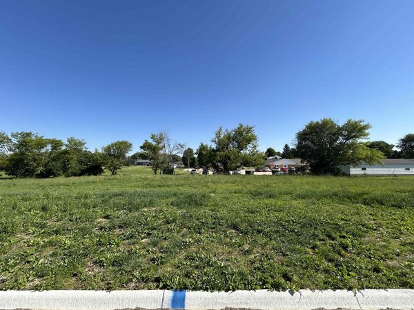 106 Maverick Lane, Riceville, IA 50466