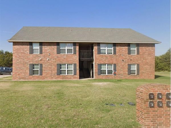 213 Wheatland Drive, Fairview, OK 73737