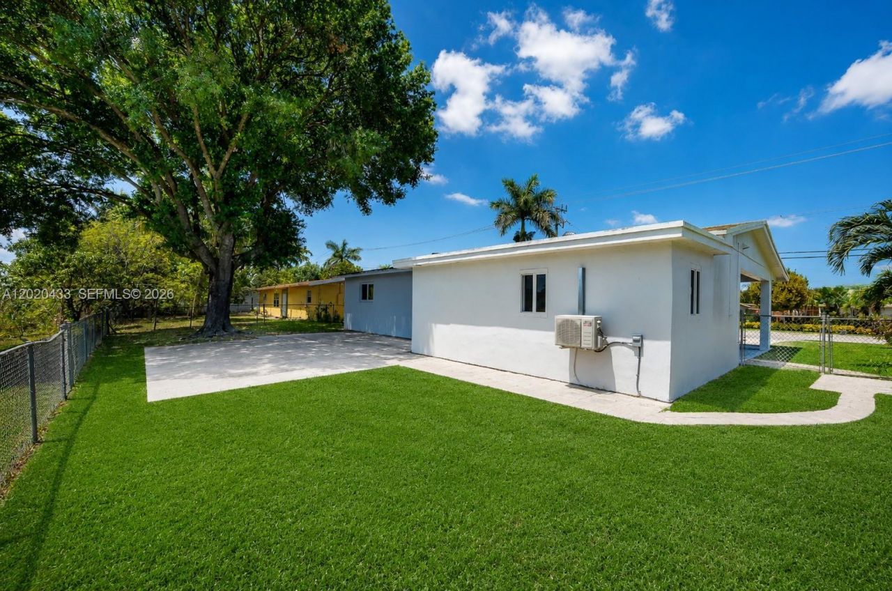 1530 NW 47th Ave , Lauderhill, FL 33313 Photo