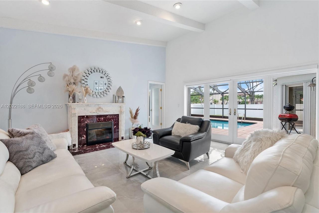 1001 SW 93rd Ave, Plantation, FL 33324 Photo