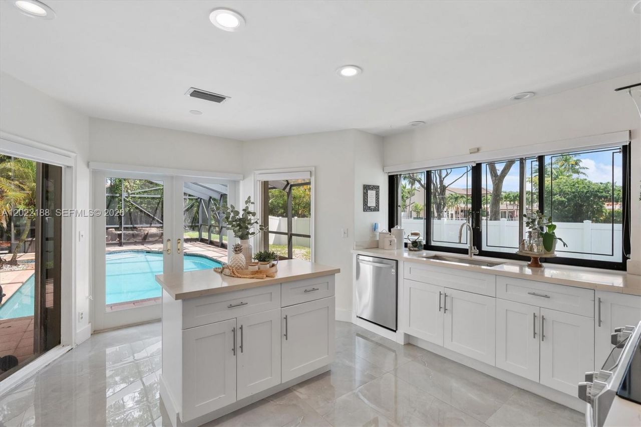 1001 SW 93rd Ave, Plantation, FL 33324 Photo