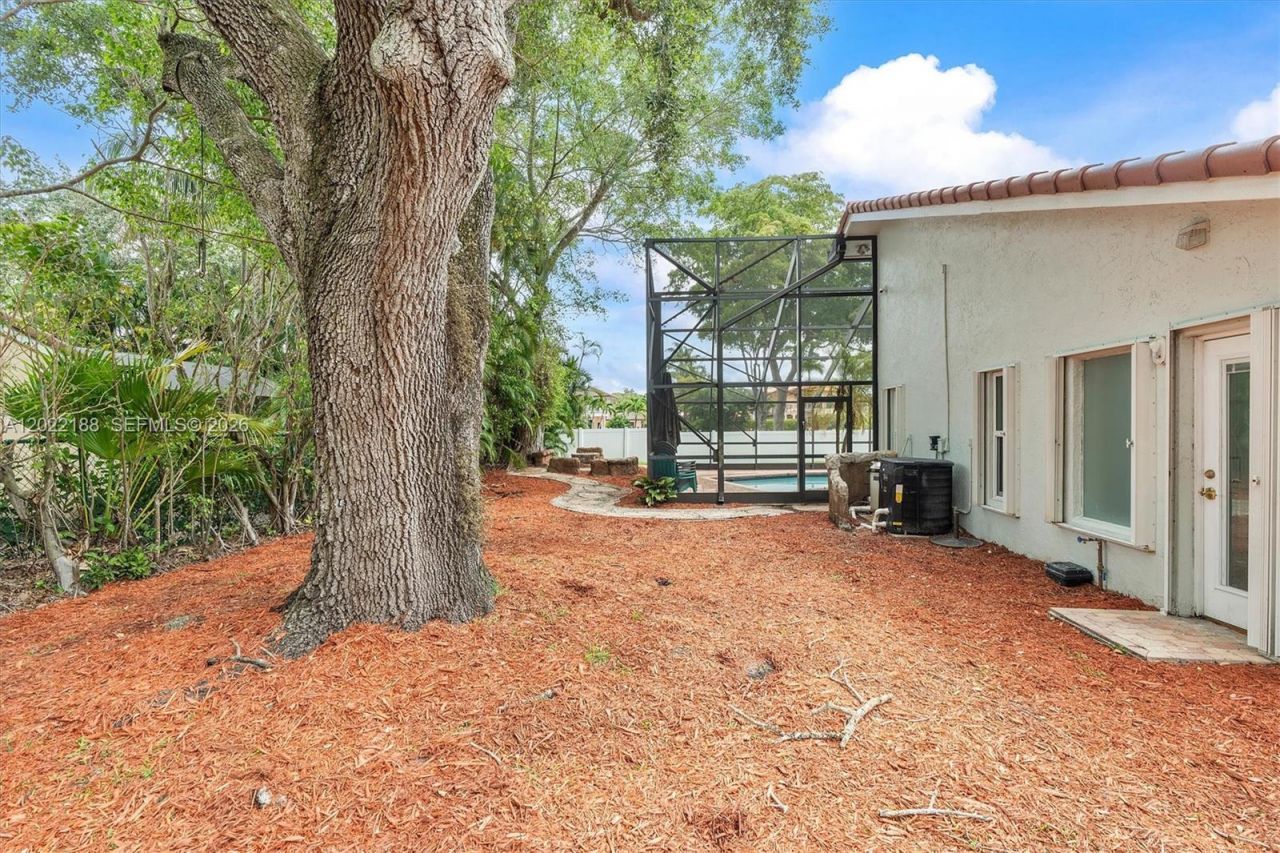 1001 SW 93rd Ave, Plantation, FL 33324 Photo