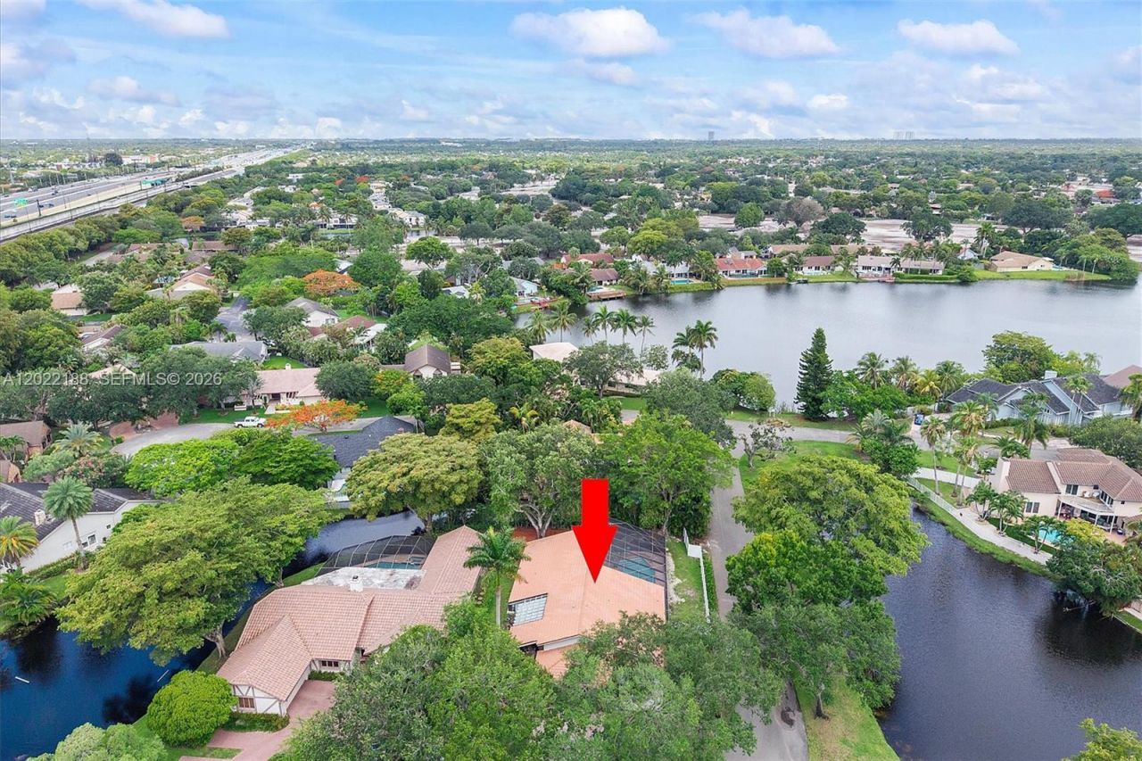 1001 SW 93rd Ave, Plantation, FL 33324 Photo