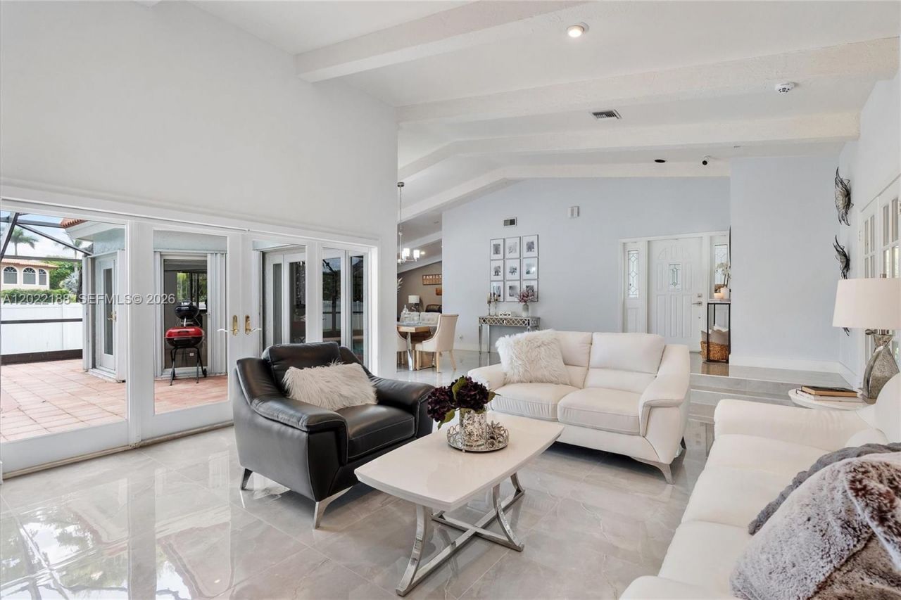 1001 SW 93rd Ave, Plantation, FL 33324 Photo