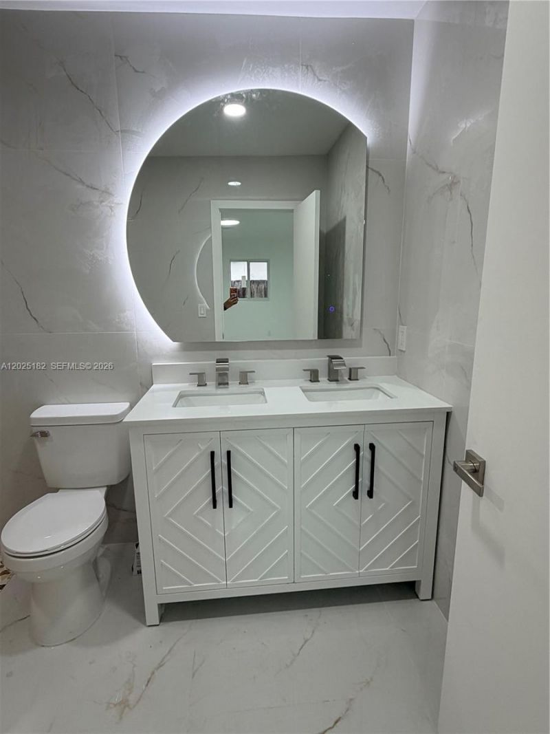 18520 NW 42nd Pl , Miami Gardens, FL 33055 Photo