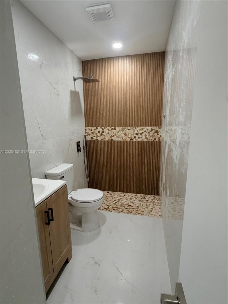 18520 NW 42nd Pl , Miami Gardens, FL 33055 Photo