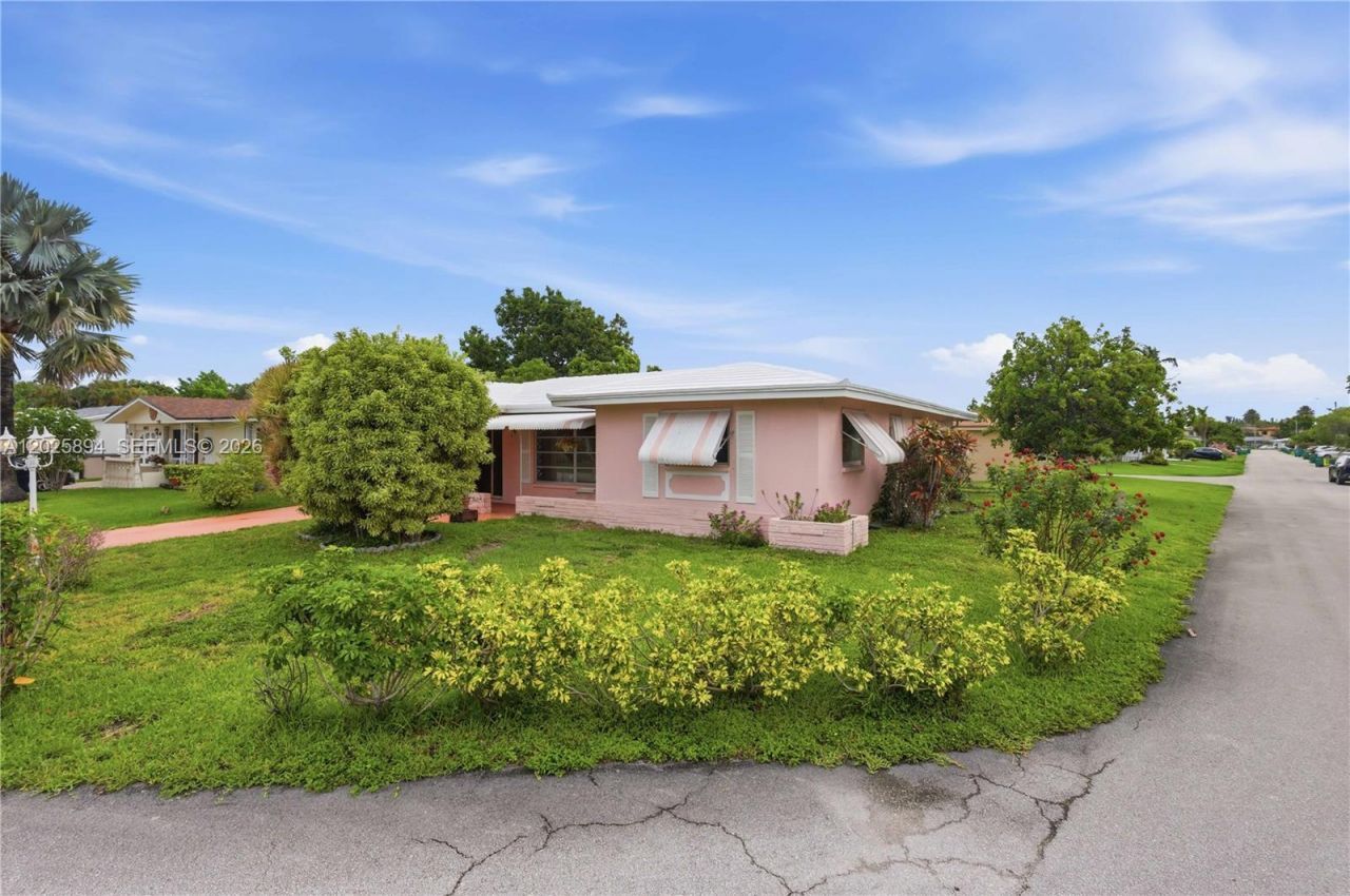 4901 NW 53rd St , Tamarac, FL 33319 Photo