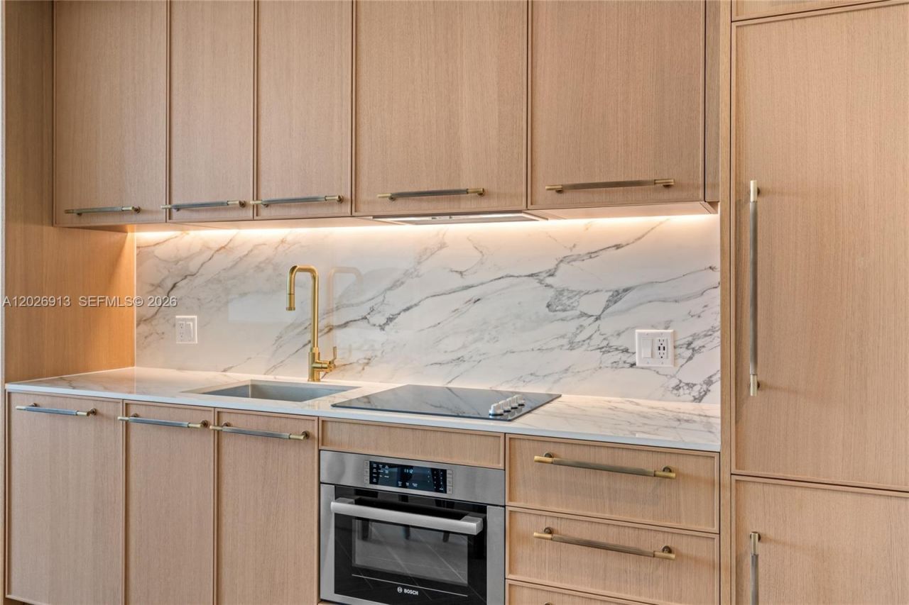 2700 NW 2nd Ave , Unit 717, Miami, FL 33127 Photo