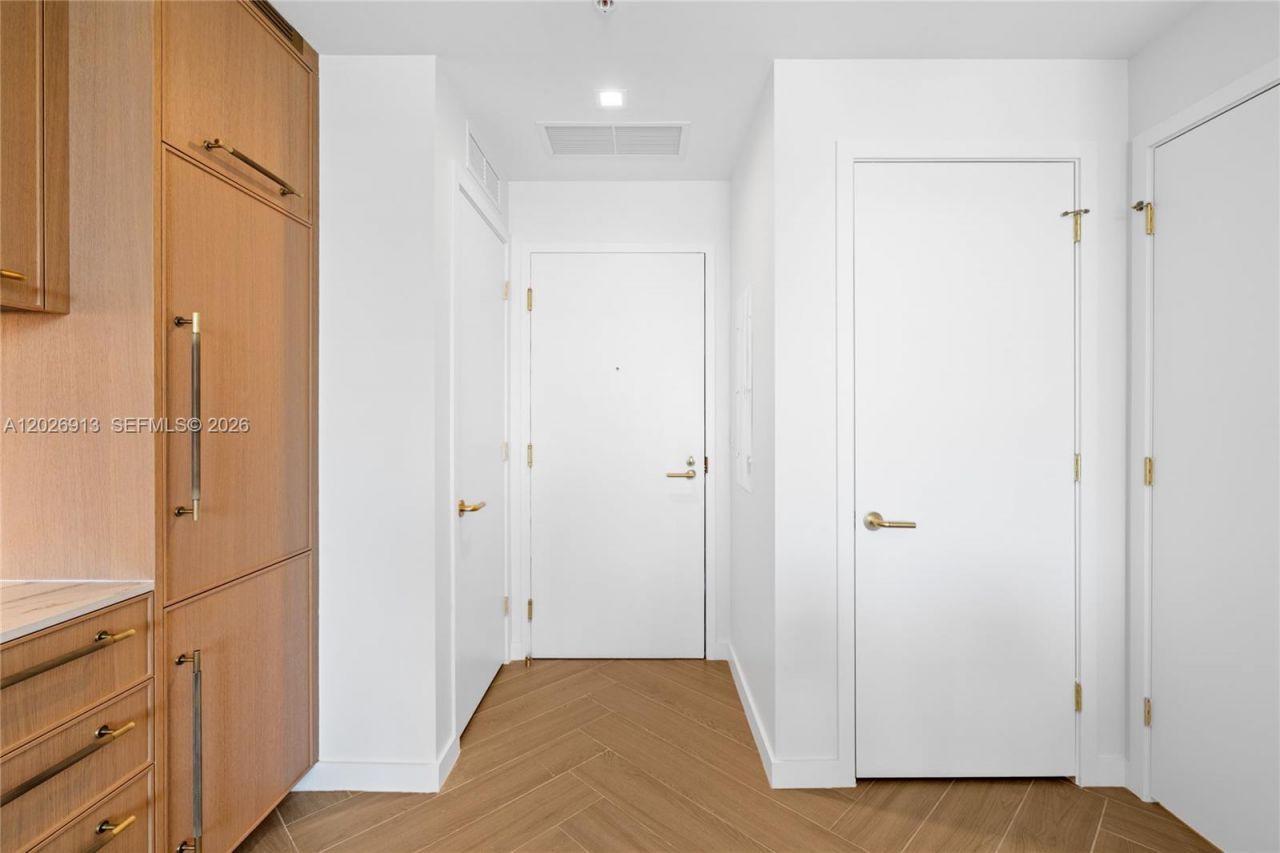2700 NW 2nd Ave , Unit 717, Miami, FL 33127 Photo