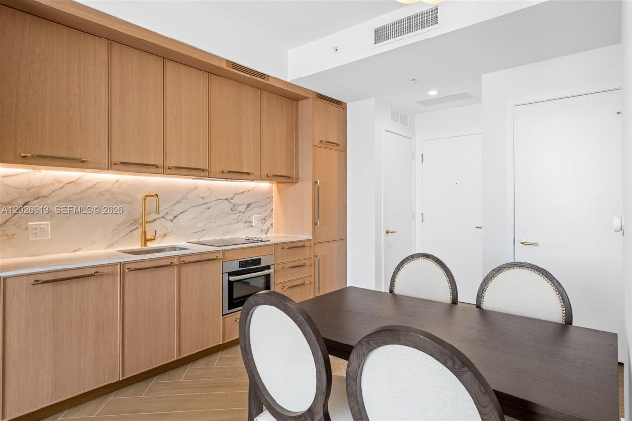 2700 NW 2nd Ave , Unit 717, Miami, FL 33127 Photo
