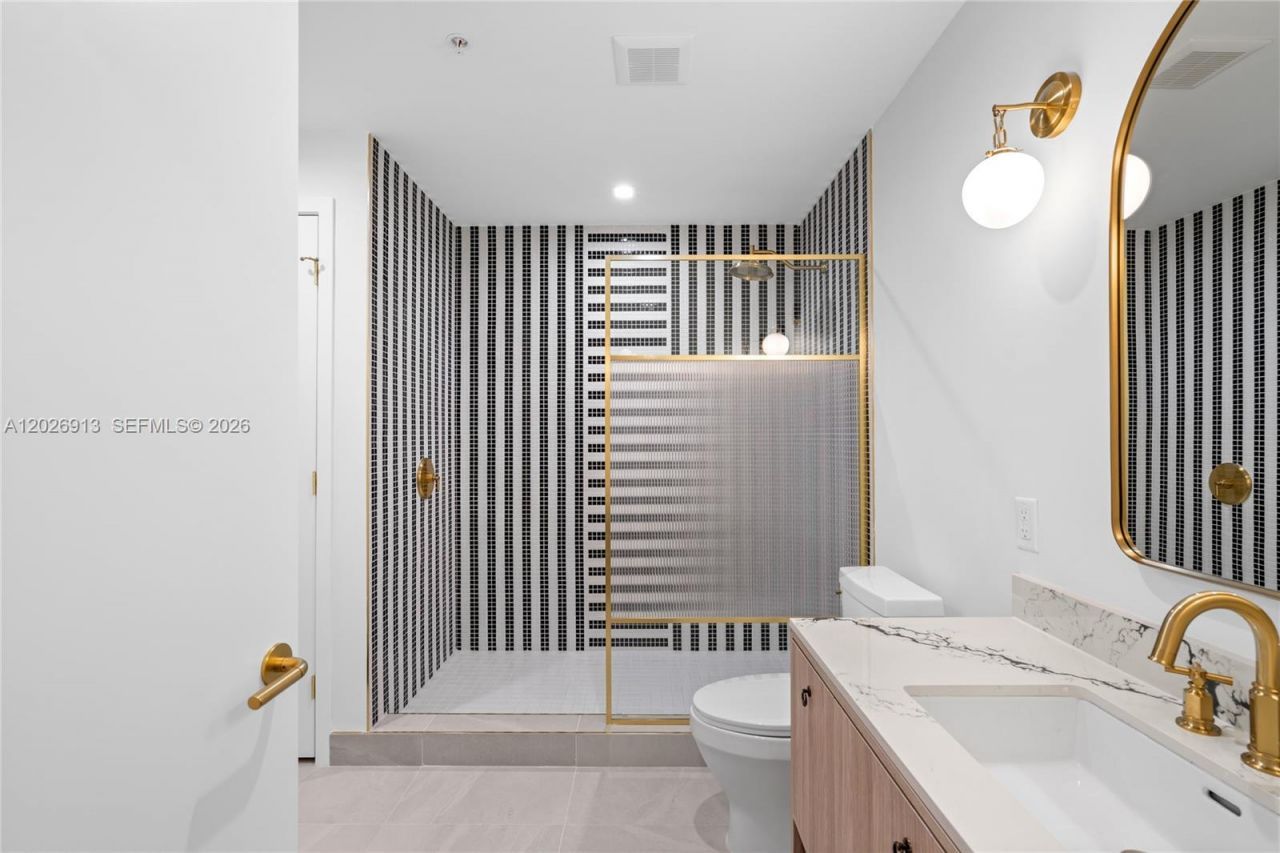 2700 NW 2nd Ave , Unit 717, Miami, FL 33127 Photo