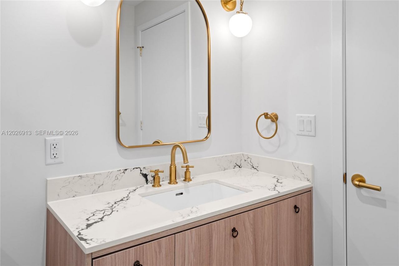 2700 NW 2nd Ave , Unit 717, Miami, FL 33127 Photo