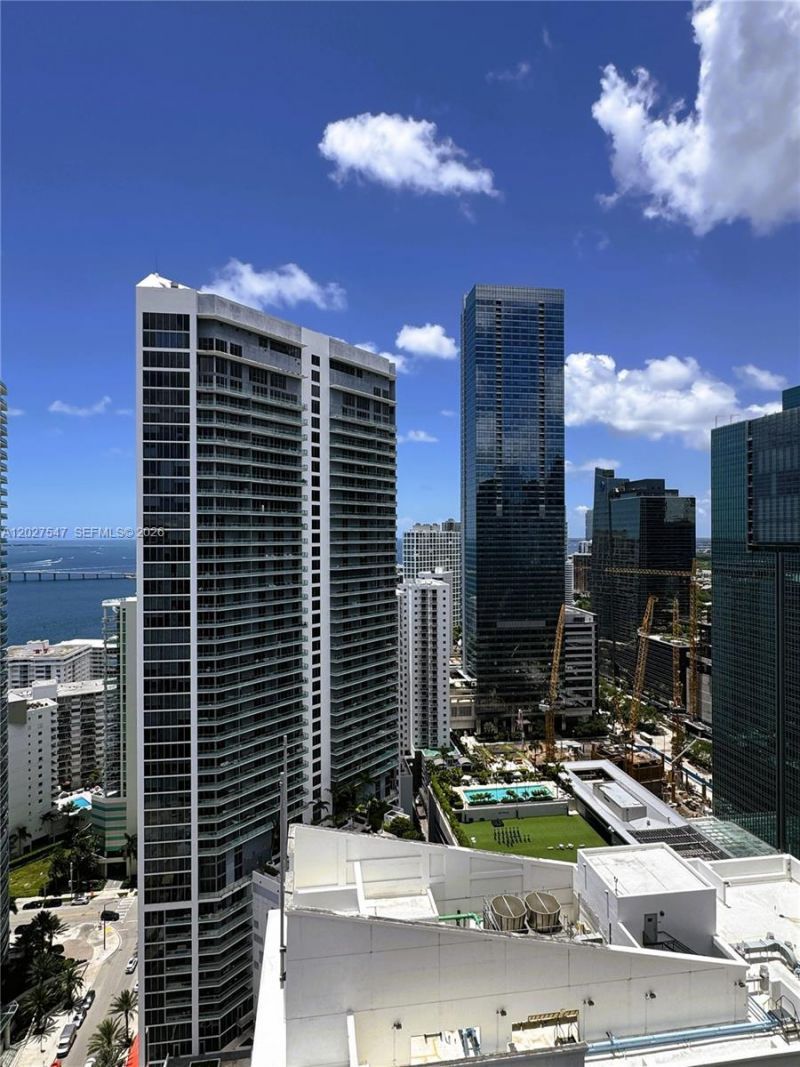 1200 Brickell Bay Dr , Unit 3903, Miami, FL 33131 Photo