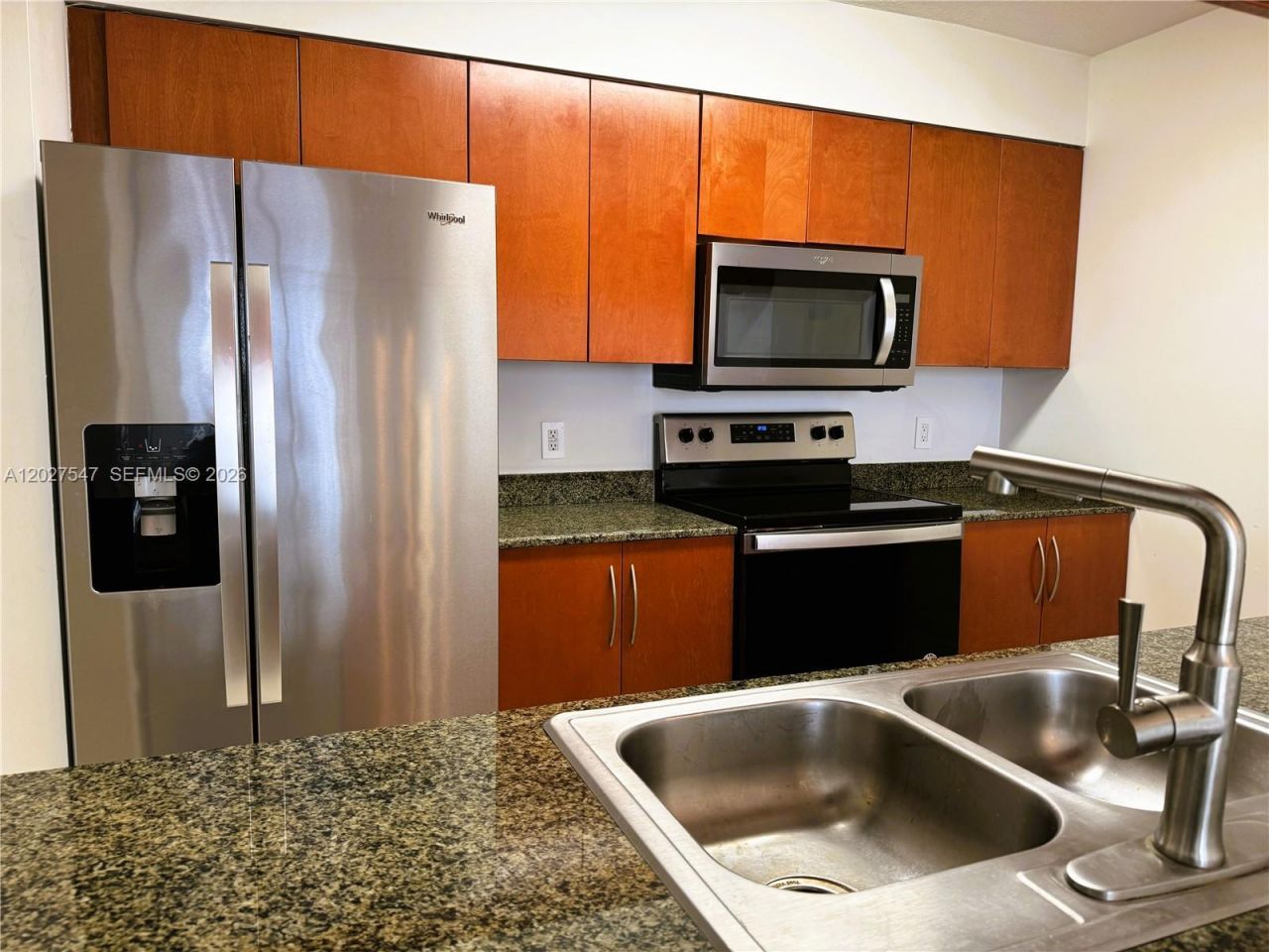 1200 Brickell Bay Dr , Unit 3903, Miami, FL 33131 Photo