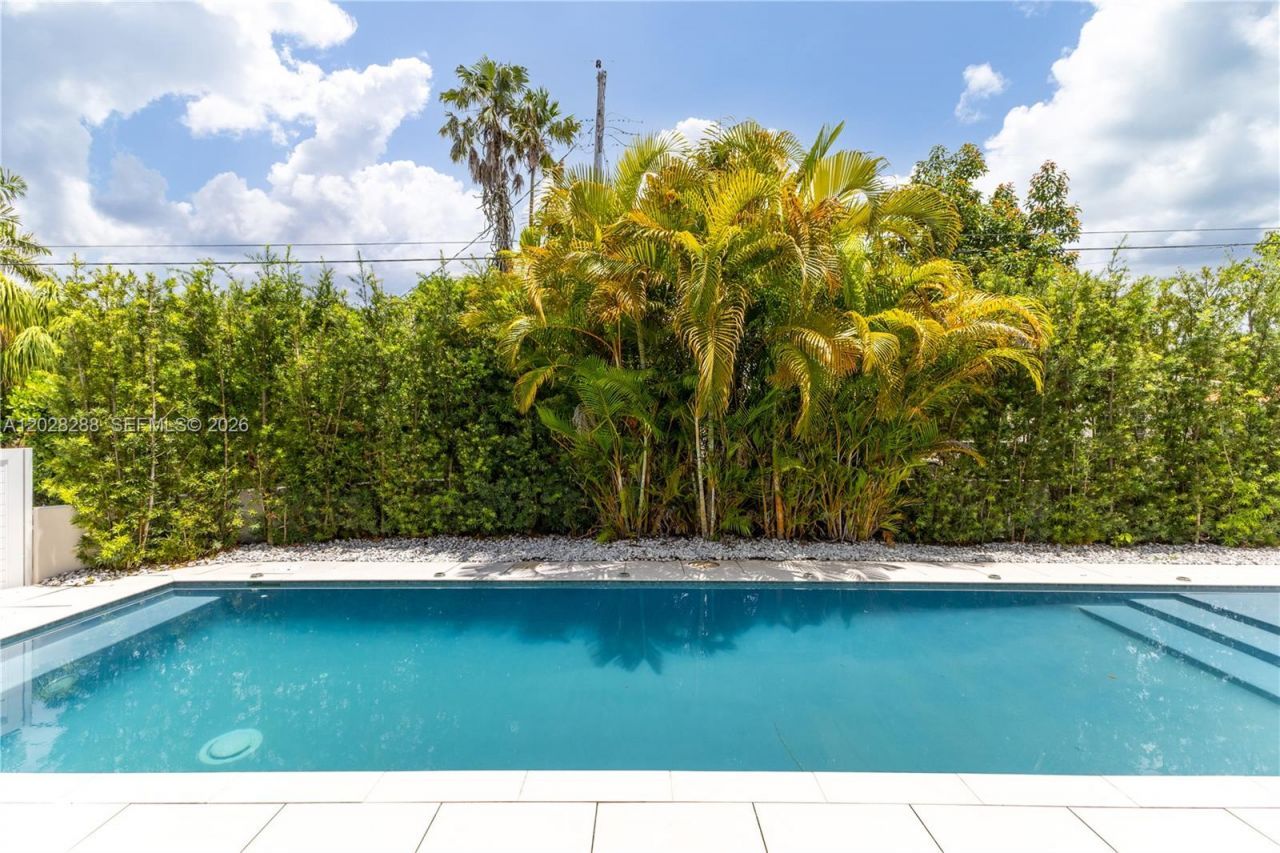 857 NE 98th St , Miami Shores, FL 33138 Photo