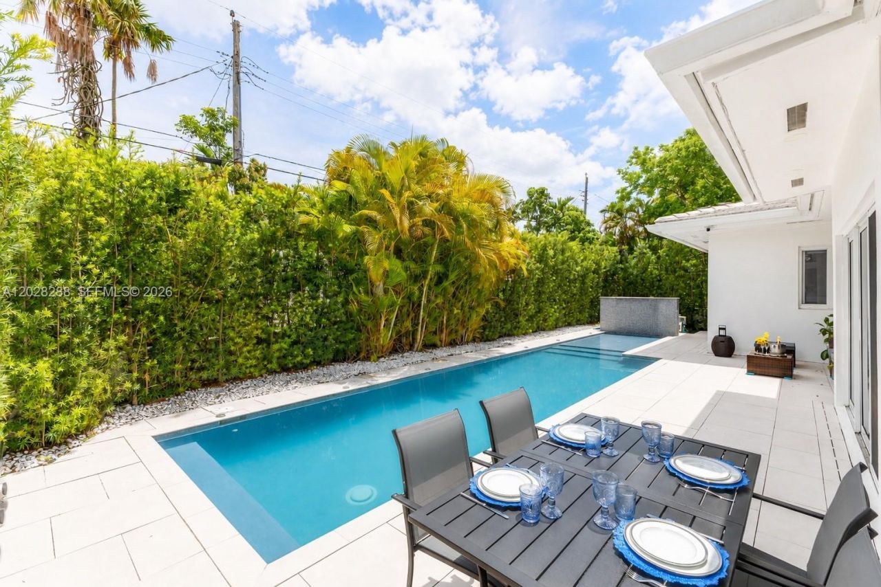 857 NE 98th St , Miami Shores, FL 33138 Photo