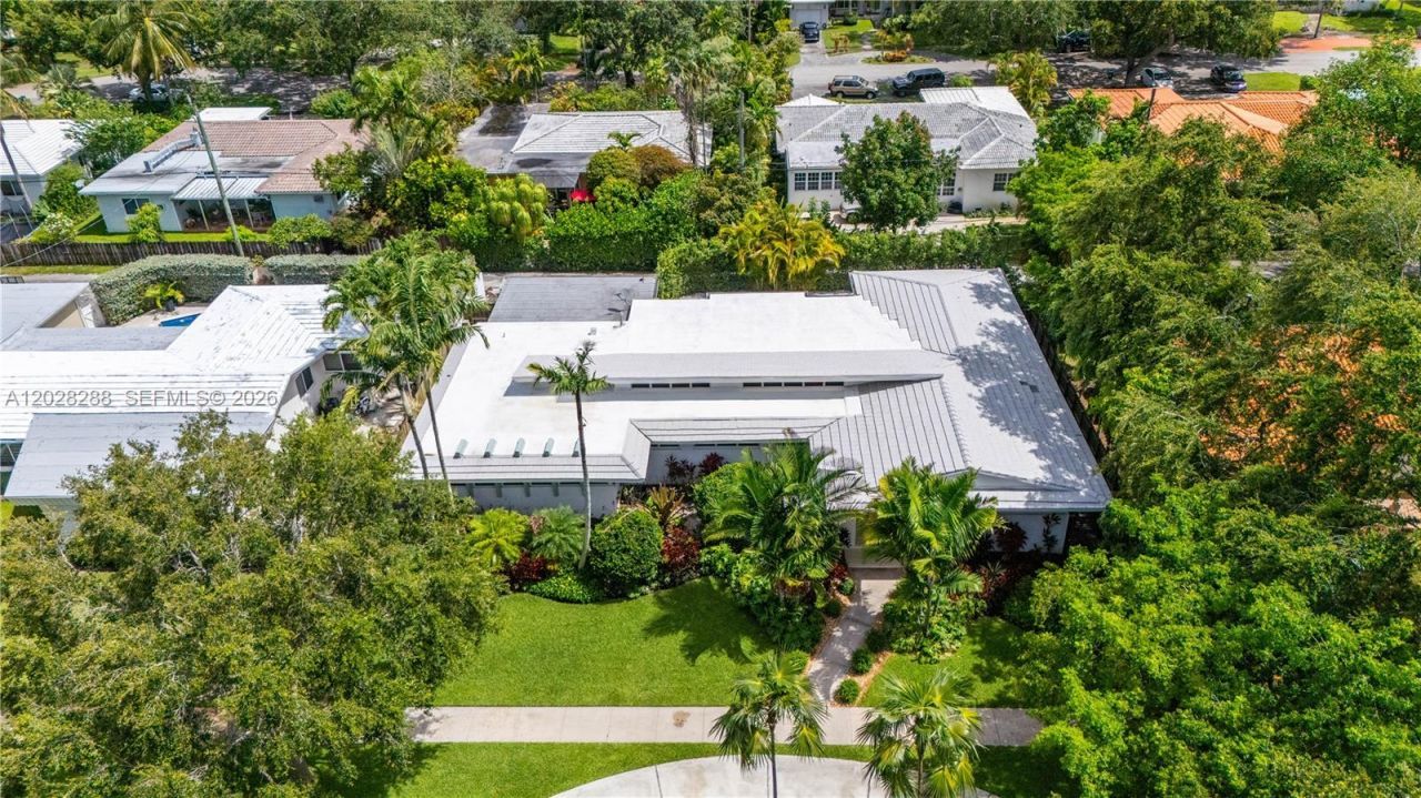 857 NE 98th St , Miami Shores, FL 33138 Photo