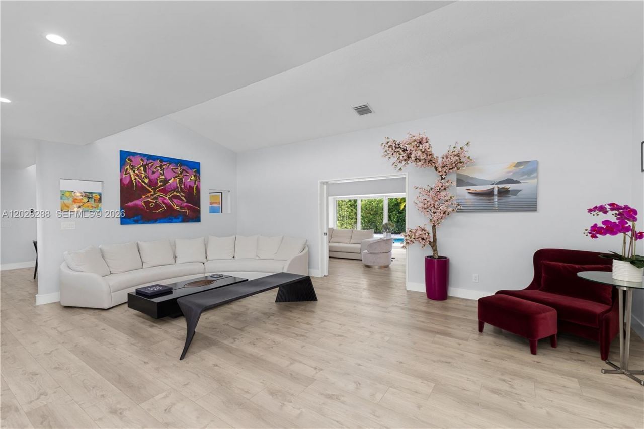 857 NE 98th St , Miami Shores, FL 33138 Photo
