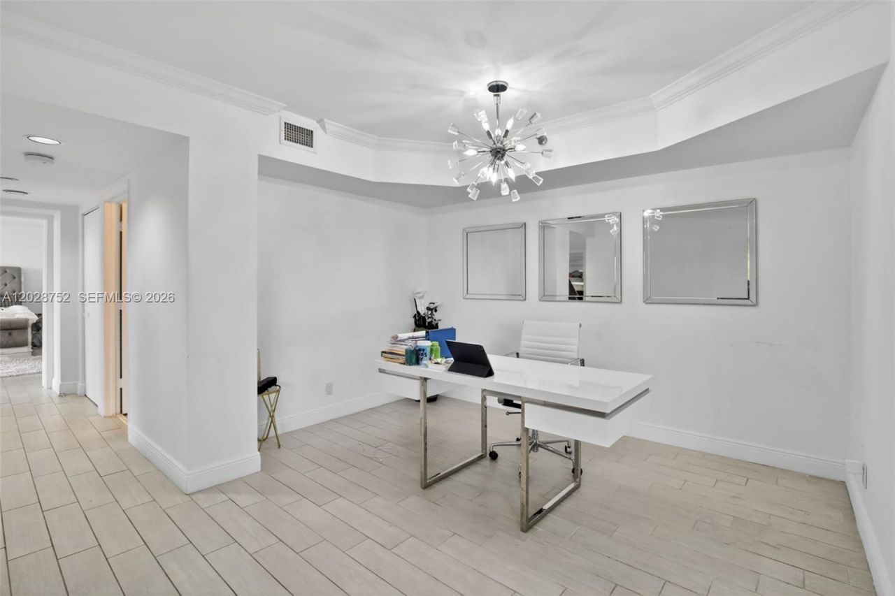 1000 Island Blvd , Unit 503, Aventura, FL 33160 Photo