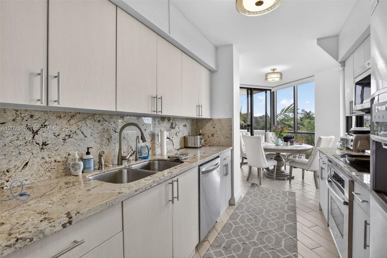 1000 Island Blvd , Unit 503, Aventura, FL 33160 Photo