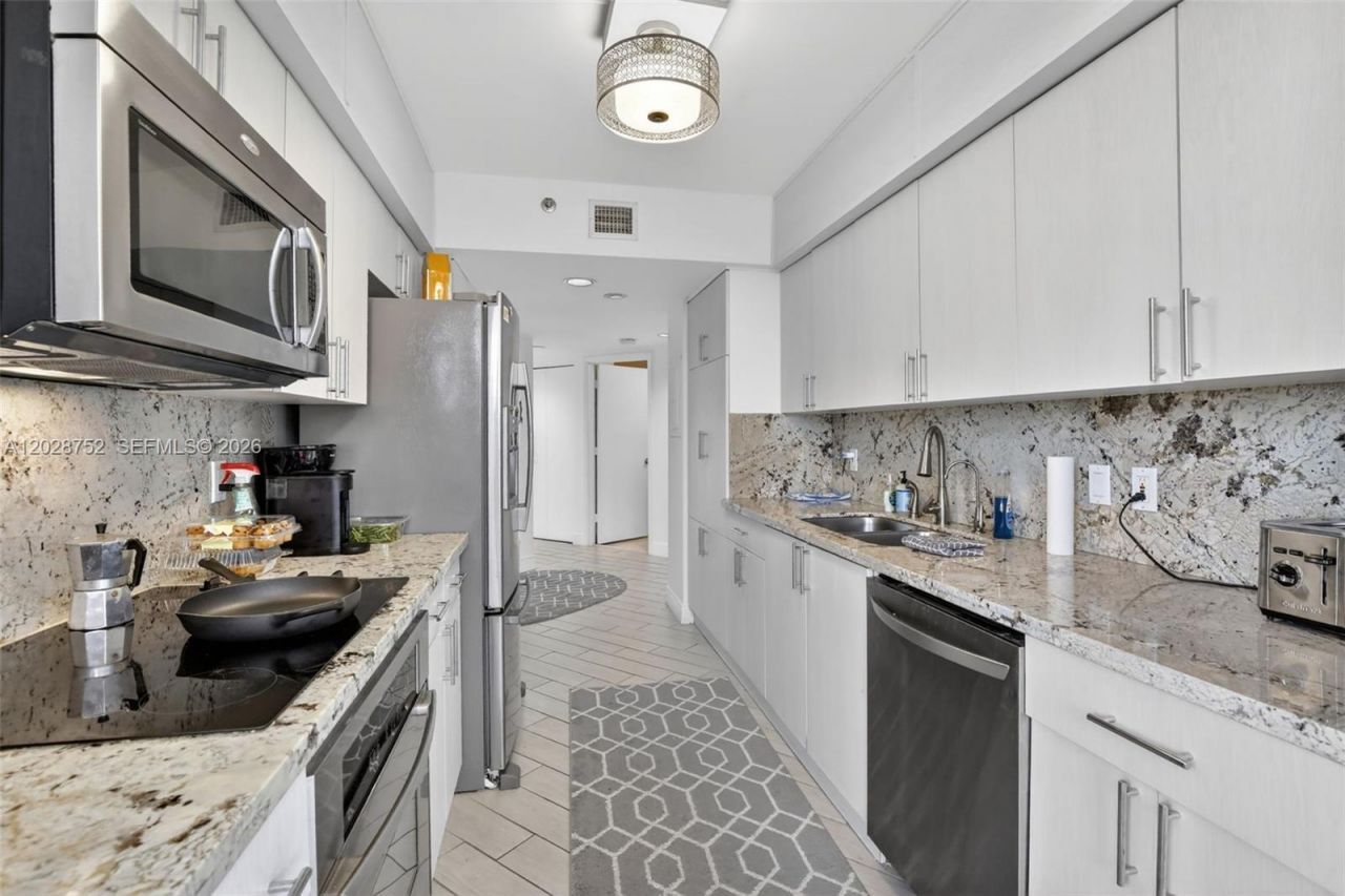 1000 Island Blvd , Unit 503, Aventura, FL 33160 Photo