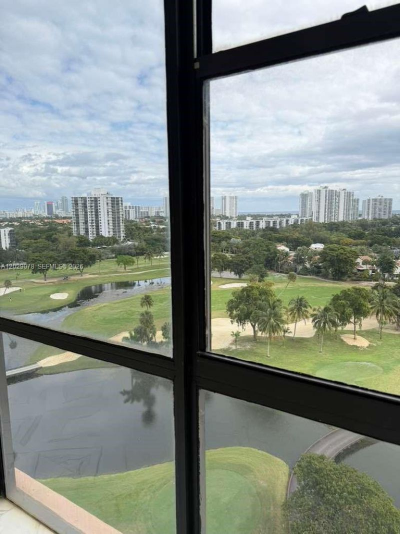 20379 W Country Club Dr , Unit 1433, Aventura, FL 33180 Photo