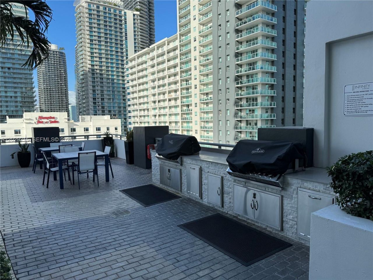 60 SW 13th St, Unit 2807, Miami, FL 33130 Photo