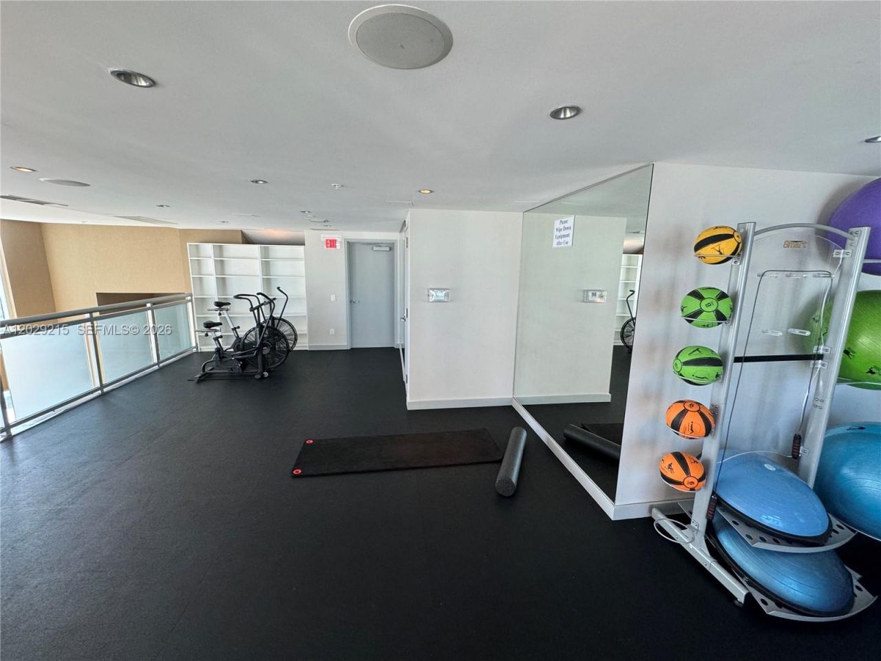 60 SW 13th St, Unit 2807, Miami, FL 33130 Photo