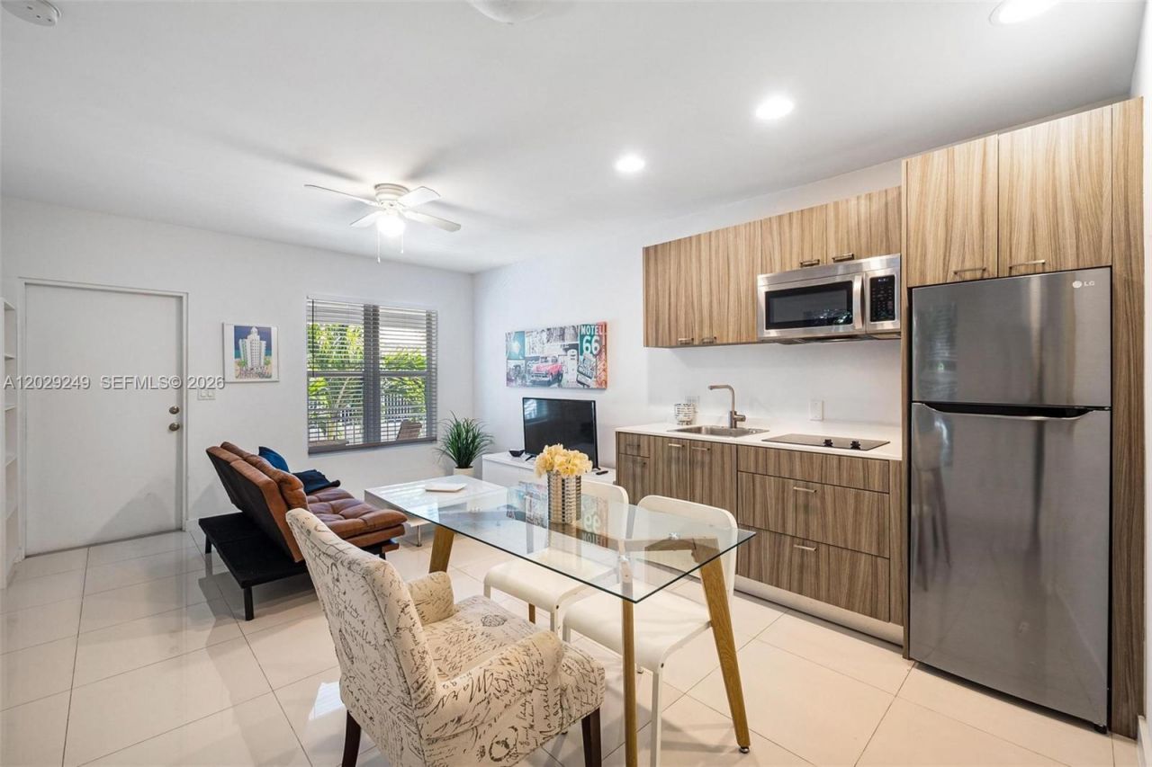 1419 West Ave , Unit 201, Miami Beach, FL 33139 Photo