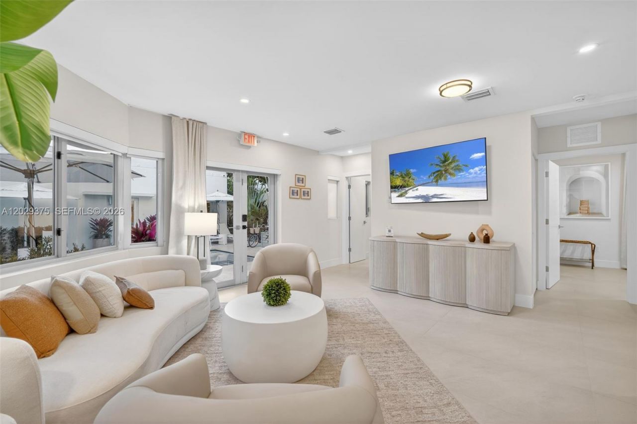8109 Harding Ave , Miami Beach, FL 33141 Photo
