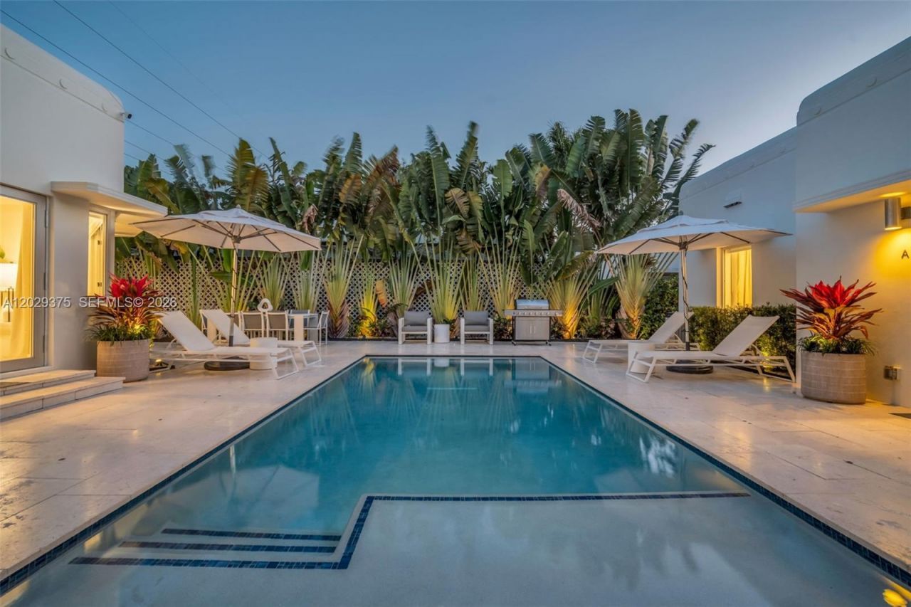 8109 Harding Ave , Miami Beach, FL 33141 Photo