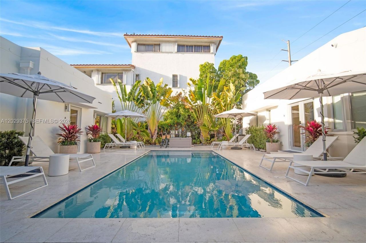 8109 Harding Ave , Miami Beach, FL 33141 Photo