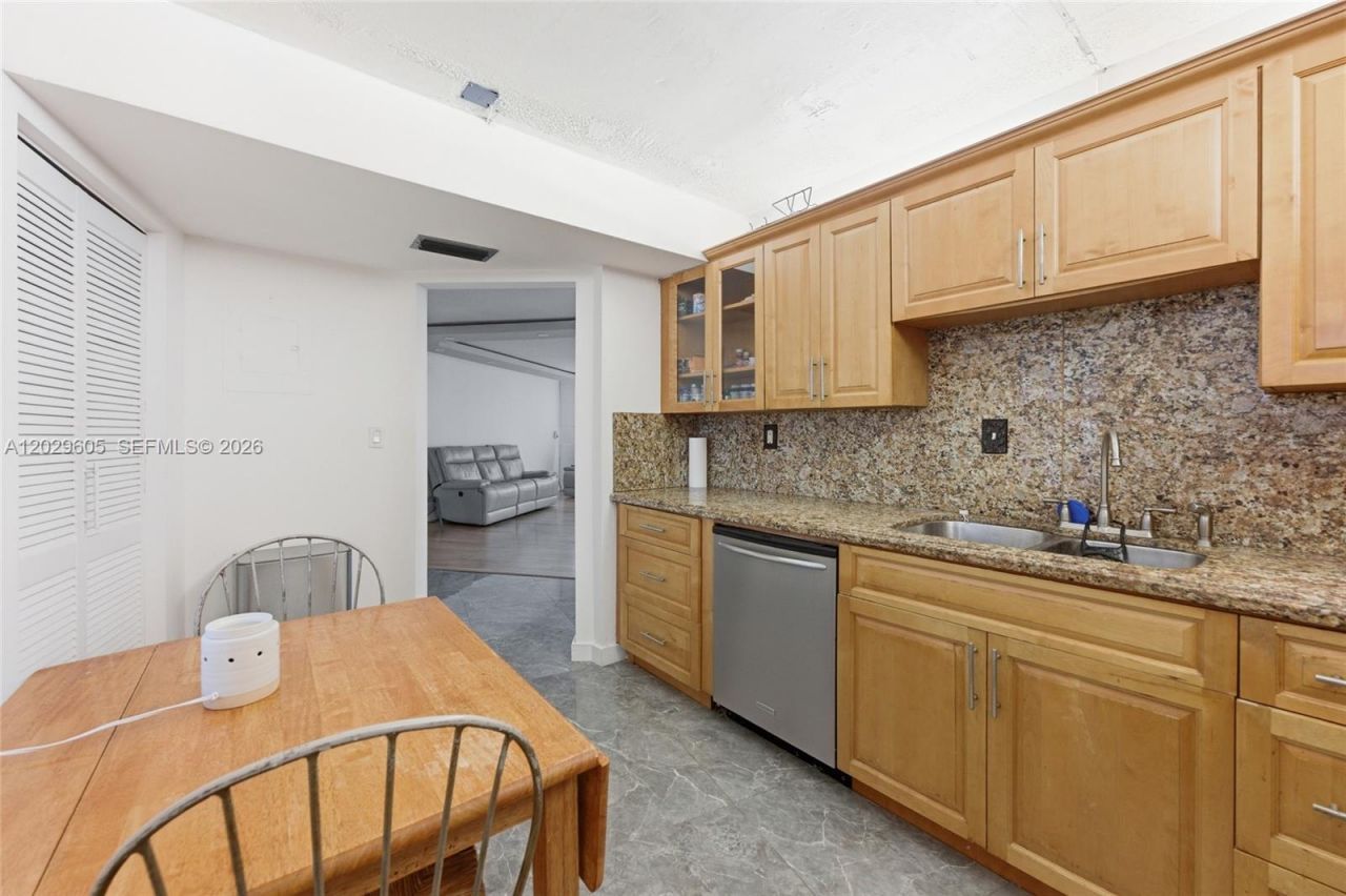 1501 NE 191st St , Unit C217, Miami, FL 33179 Photo