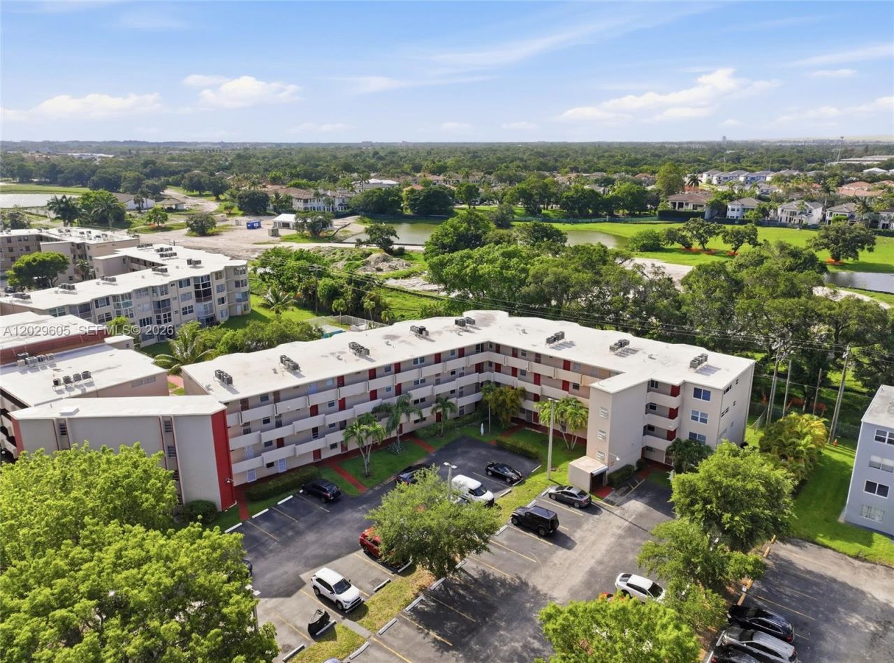 1501 NE 191st St , Unit C217, Miami, FL 33179 Photo