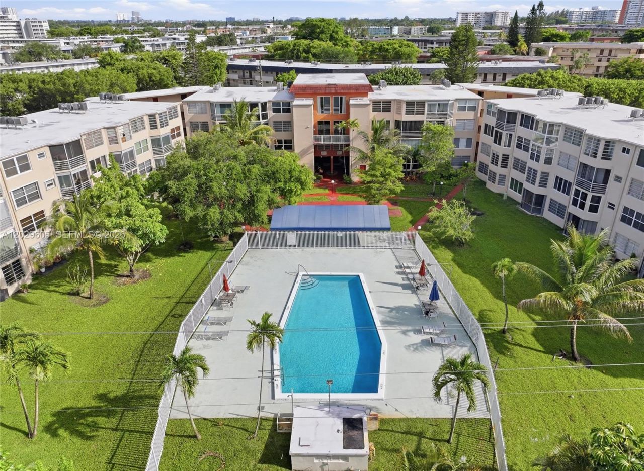 1501 NE 191st St , Unit C217, Miami, FL 33179 Photo